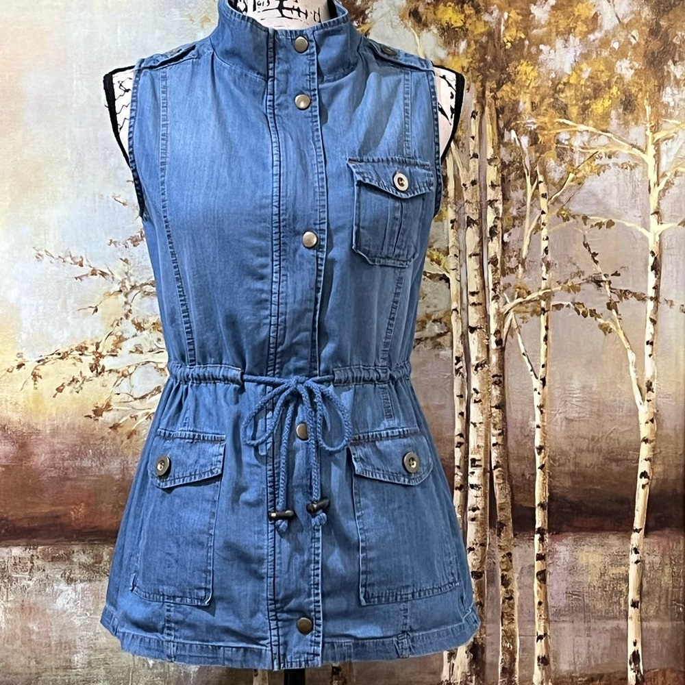 EUC BLACK LABEL C’EST TOI Amazing Denim Zipper and Snap Closure Top